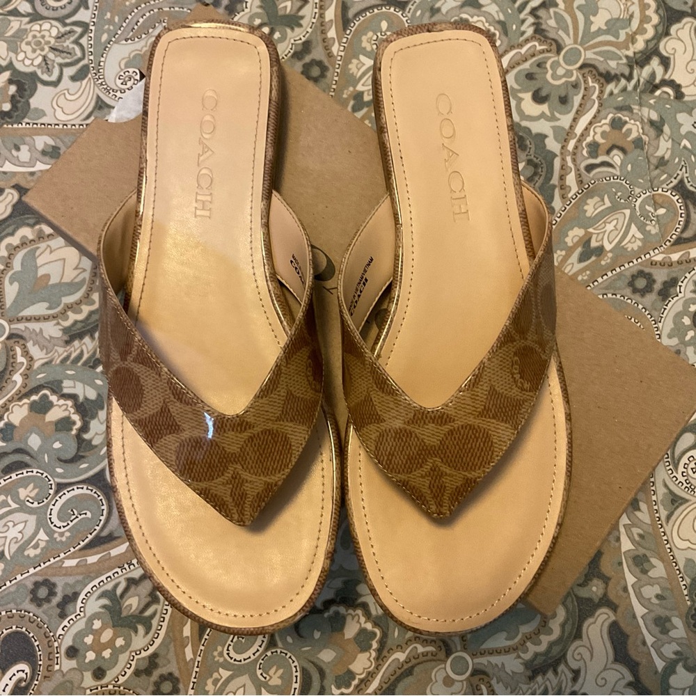 Mint Coach Bridgette. Signature Jacquard Tan Sandals Worn 1x - Picture 10 of 16